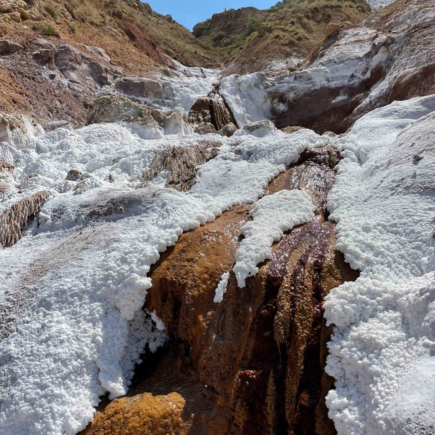 Natural Spring Salt (Coarse) 500 gr – Mayi Salt